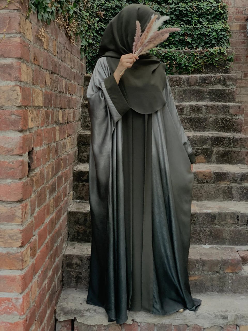 Papillon Abaya BS